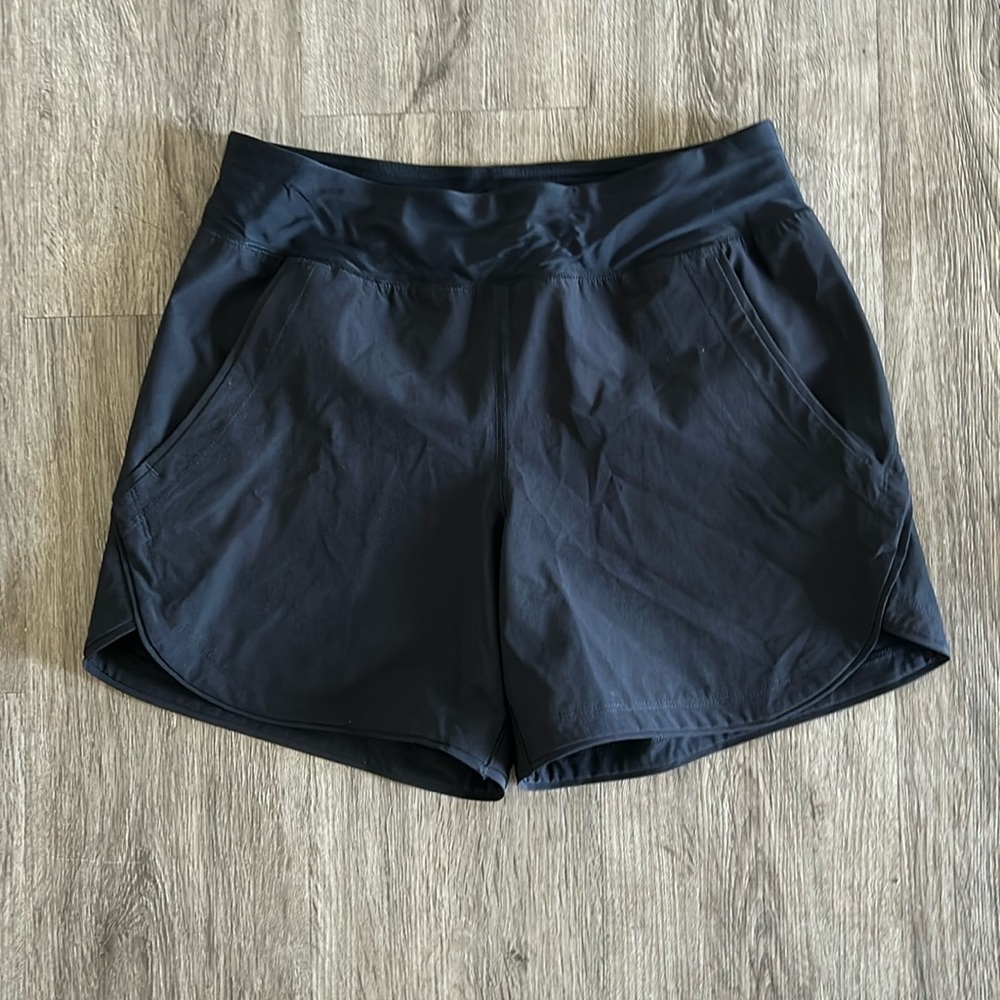Lands end shorts size medium